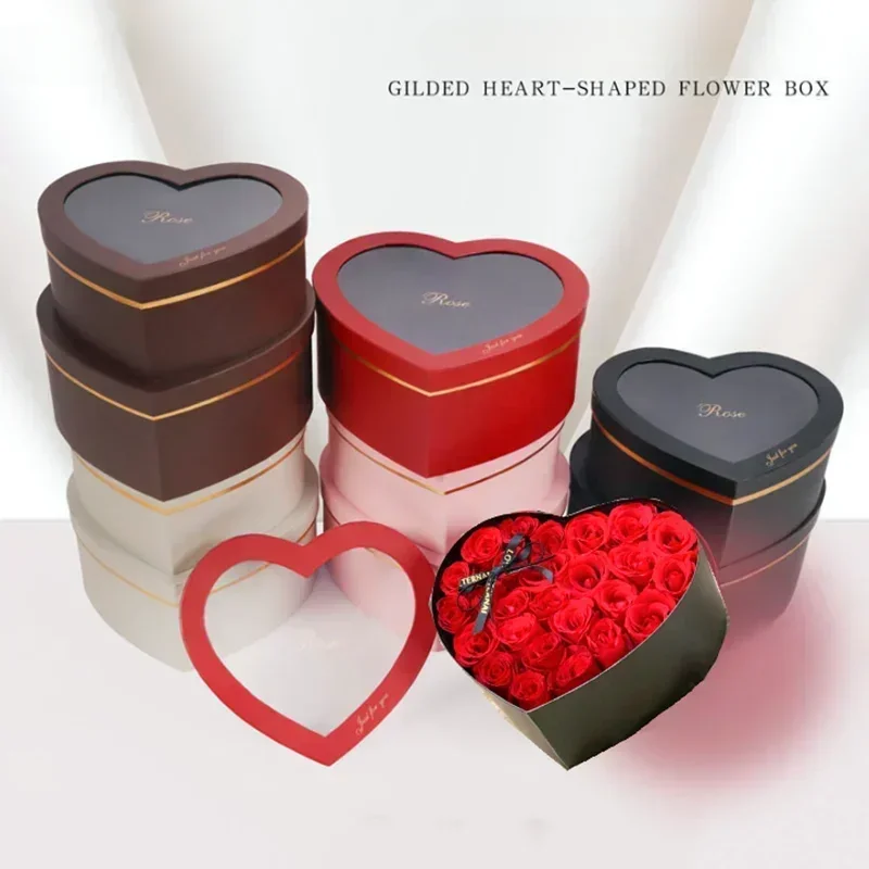 Florist Supply Buckets - صندوقان ذهبيان على شكل قلب لتغليف