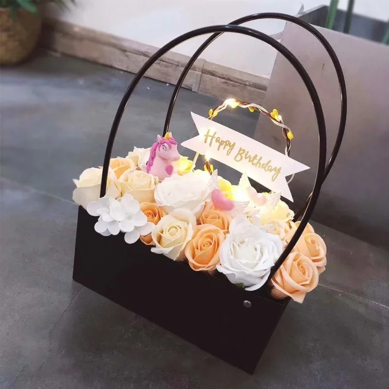 صندوق ورقي للزهور من البولي في - مراجعة Florist Supply Buckets وسعره